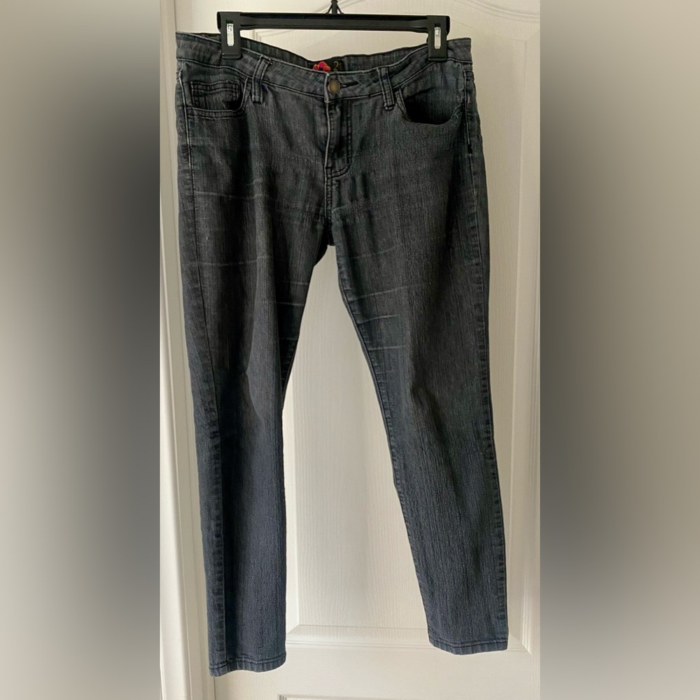 Forever 21 skinny jeans